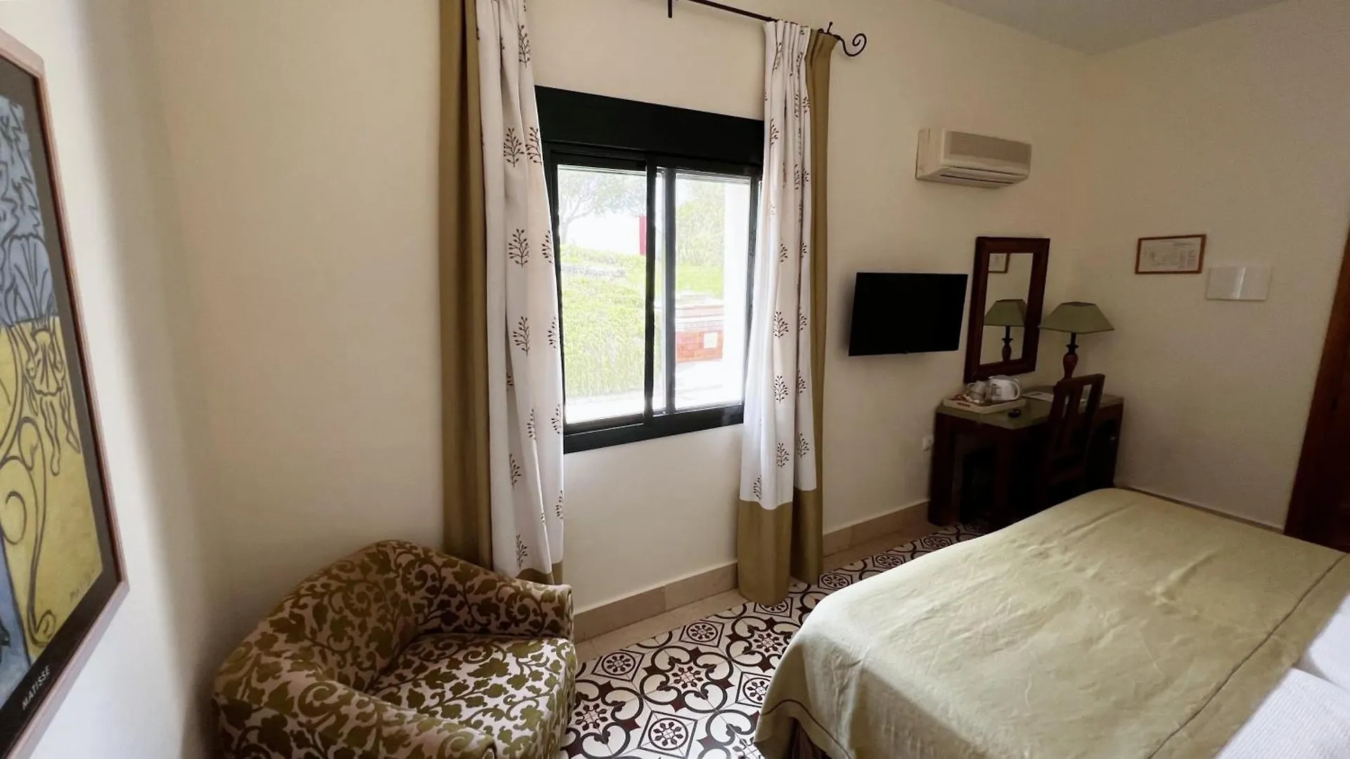 Hotel Sindhura Vejer de la Frontera
