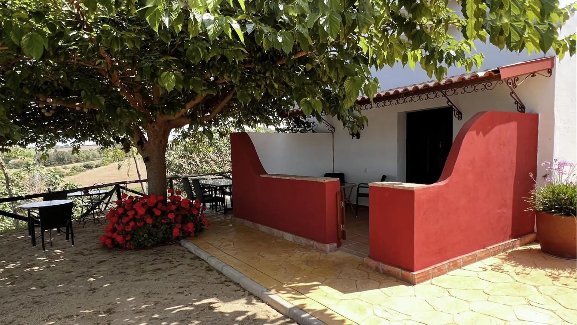 Hotel Sindhura Vejer de la Frontera