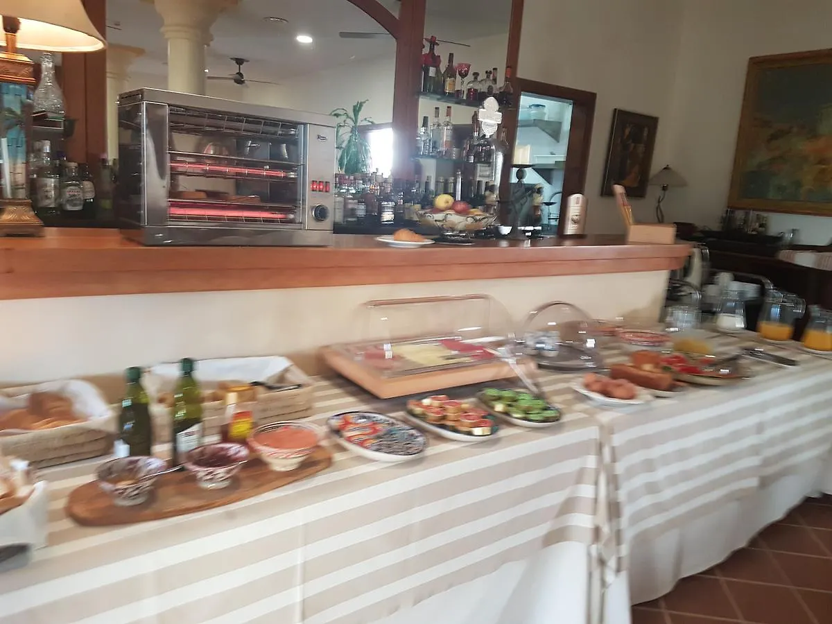 Hotel Sindhura Vejer de la Frontera