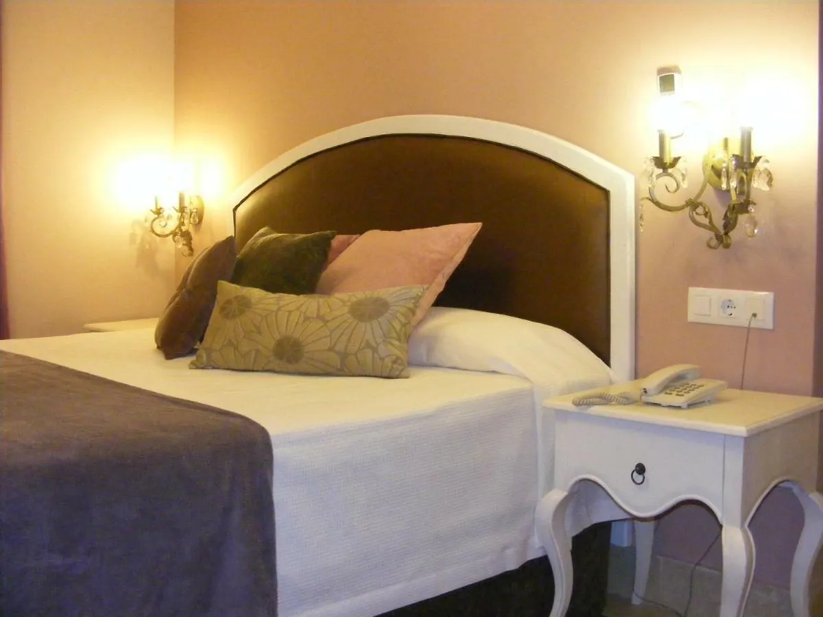 Hotel Sindhura Vejer de la Frontera